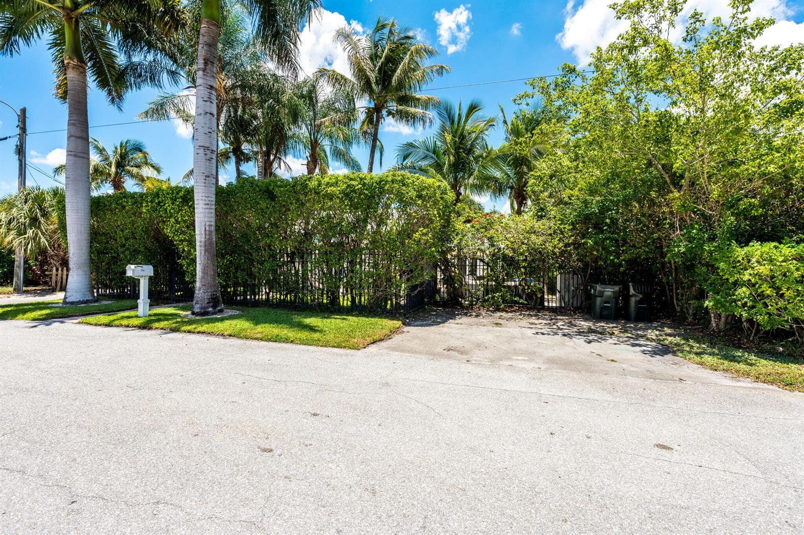 255 NE 12th Street, Delray Beach, FL 33444 — zdjęcie 3