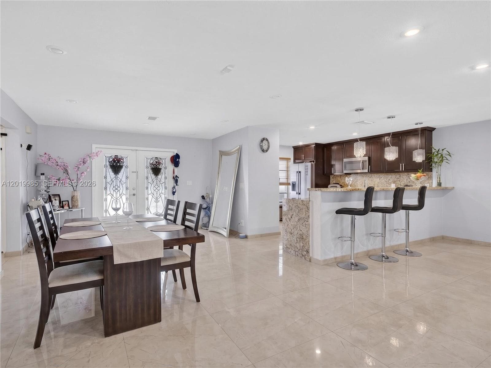 16641 Royal Poinciana Dr, Weston, FL 33326 — zdjęcie 2