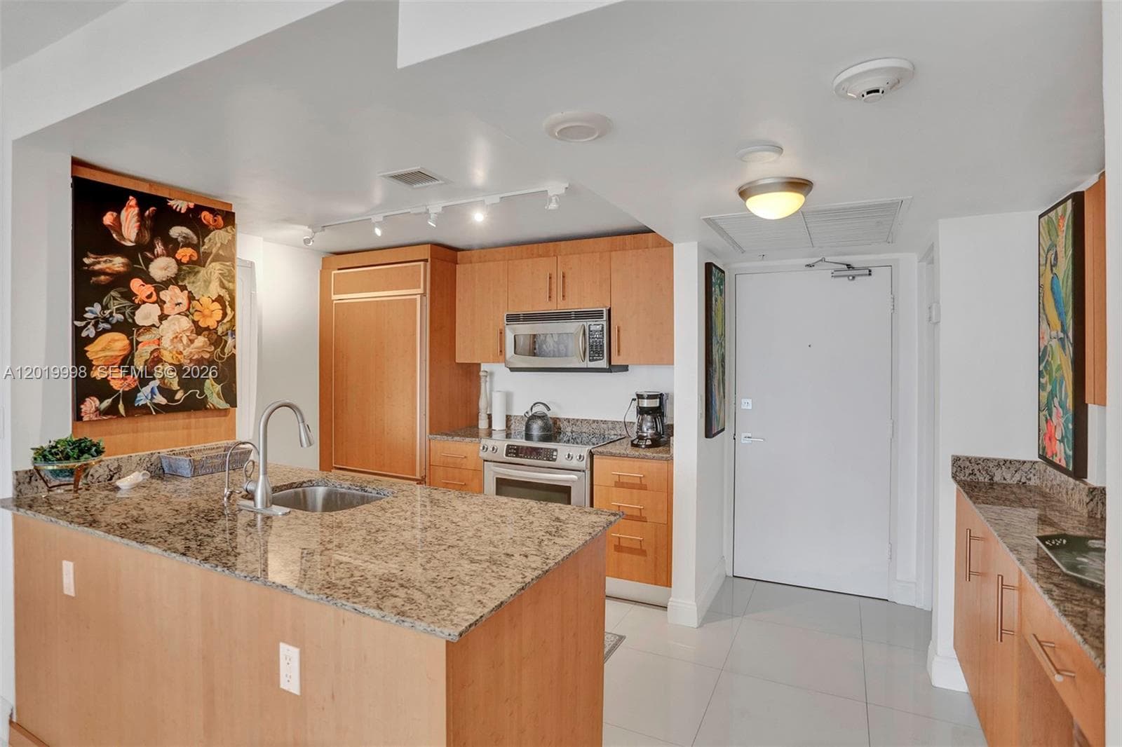 10275 Collins Ave # 829, Bal Harbour, FL 33154 — zdjęcie 3