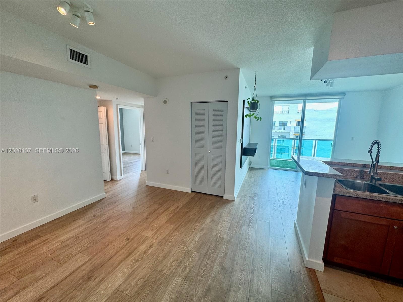 1723 SW 2nd Ave # 704, Miami, FL 33129 — zdjęcie 3