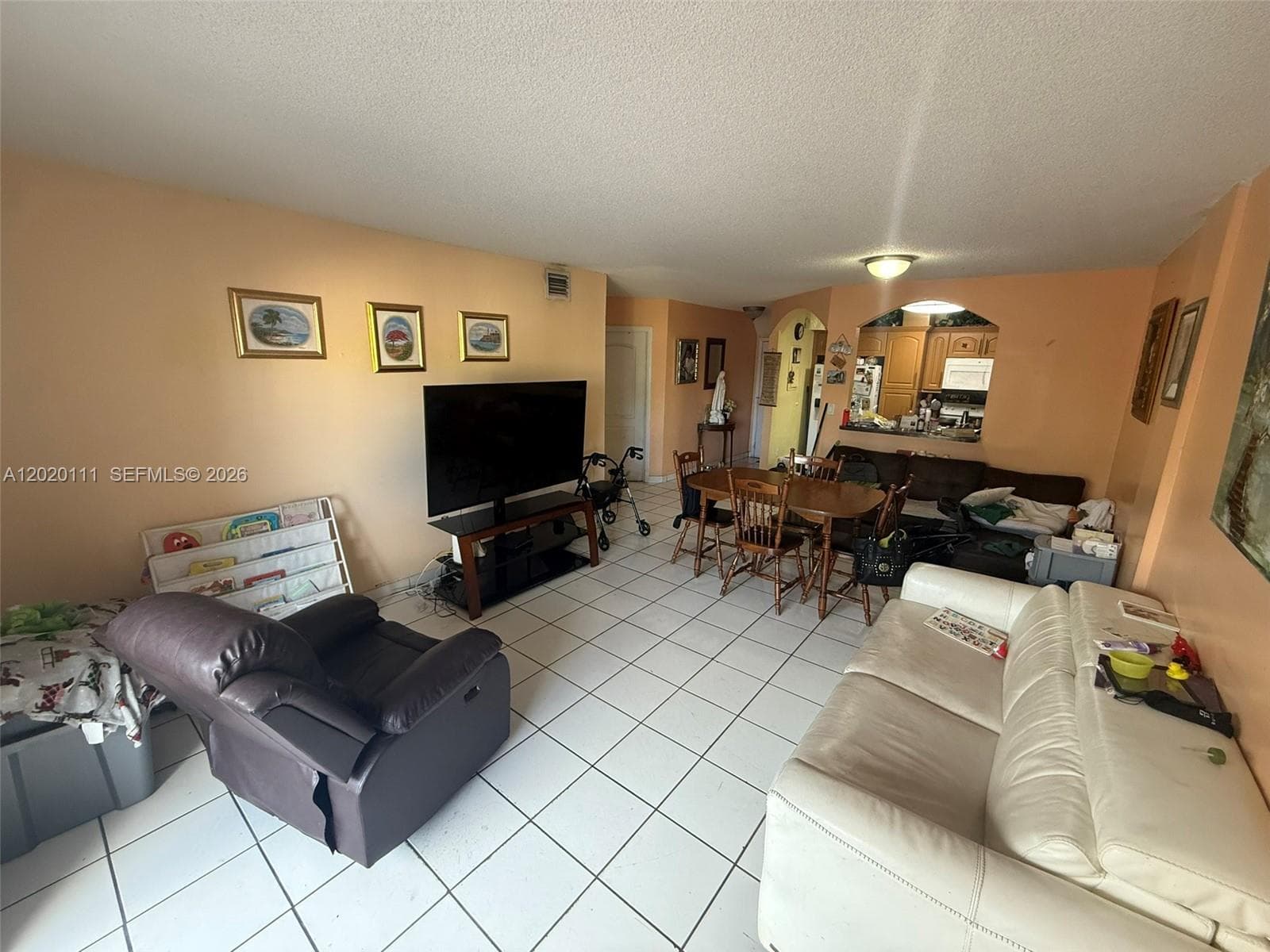 6780 W 2nd Ct # 313, Hialeah, FL 33012 — zdjęcie 3