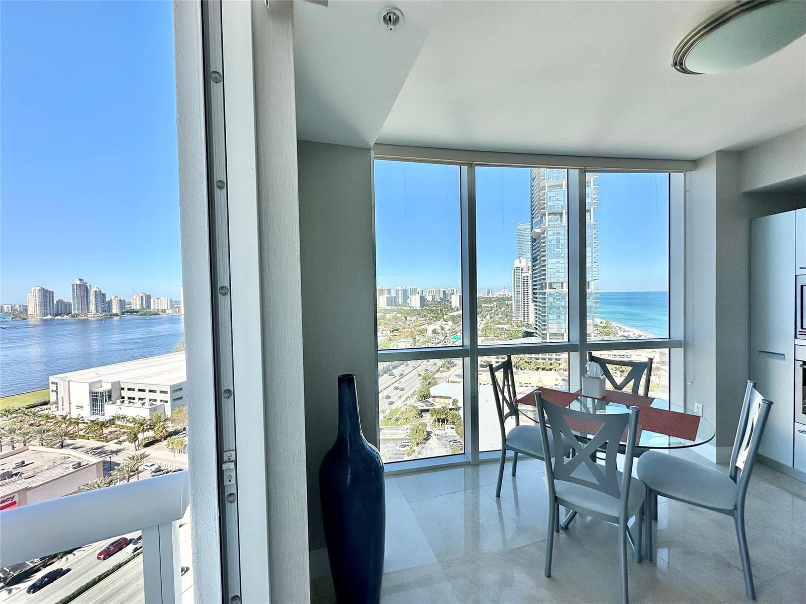 18201 Collins Avenue # 1901, Sunny Isles Beach, FL 33160 — zdjęcie 3