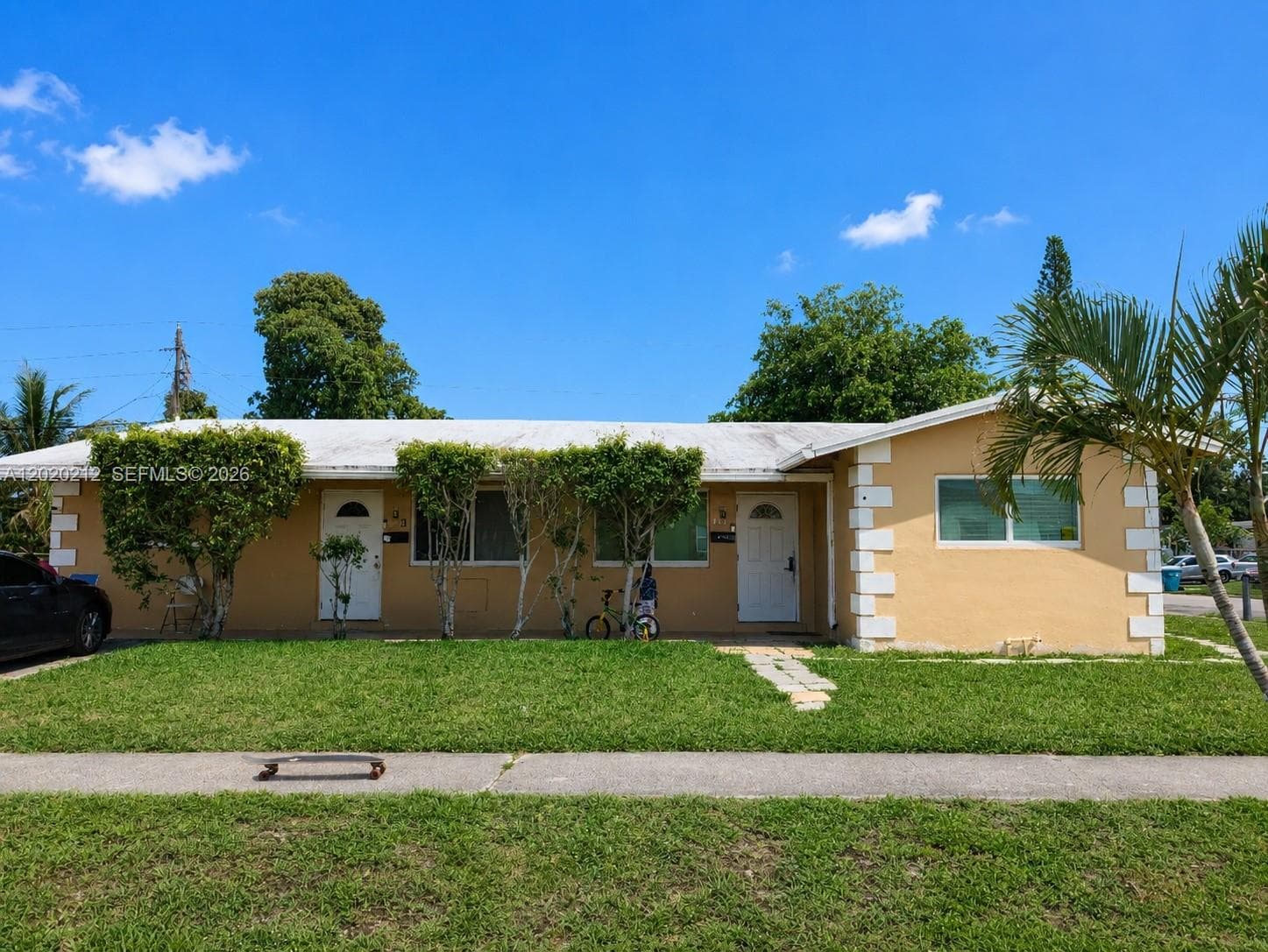 1621 NW 52nd Ave, Lauderhill, FL 33313