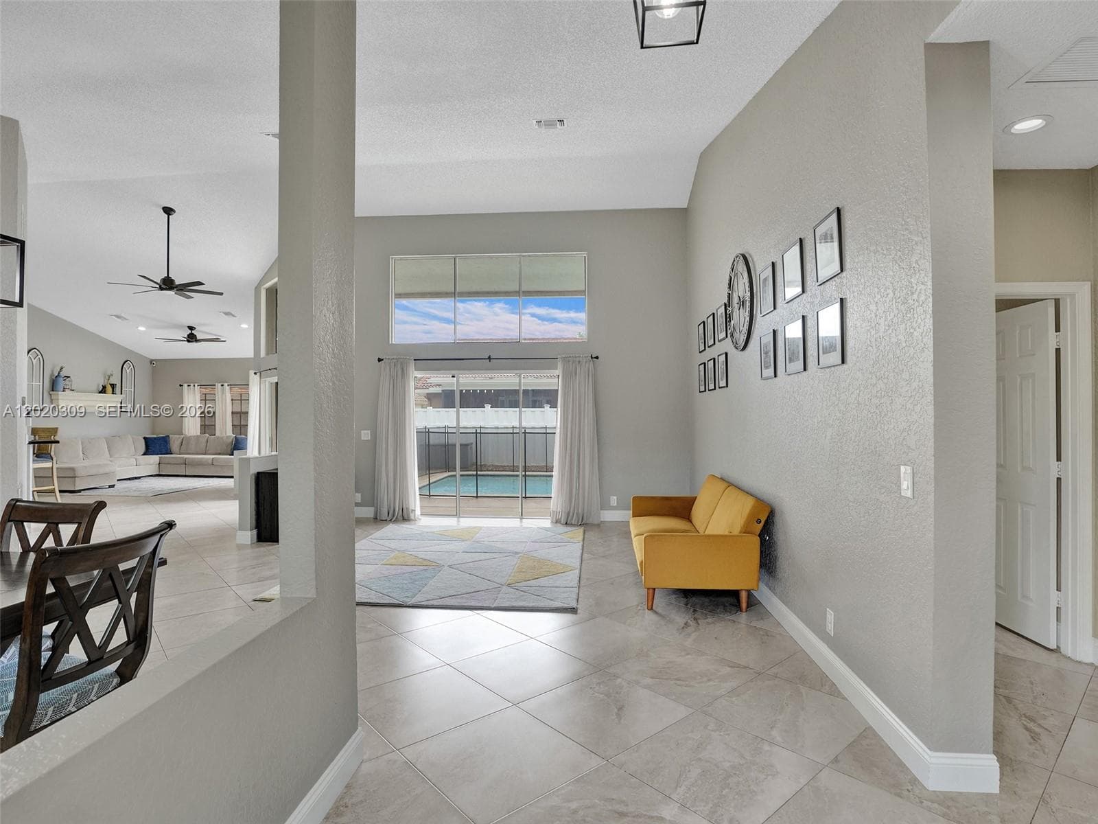 4077 NW 83rd Ln, Coral Springs, FL 33065 — zdjęcie 3