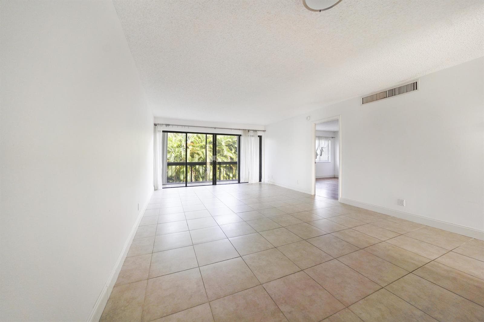 3050 Presidential Way # 205, West Palm Beach, FL 33401 — zdjęcie 3