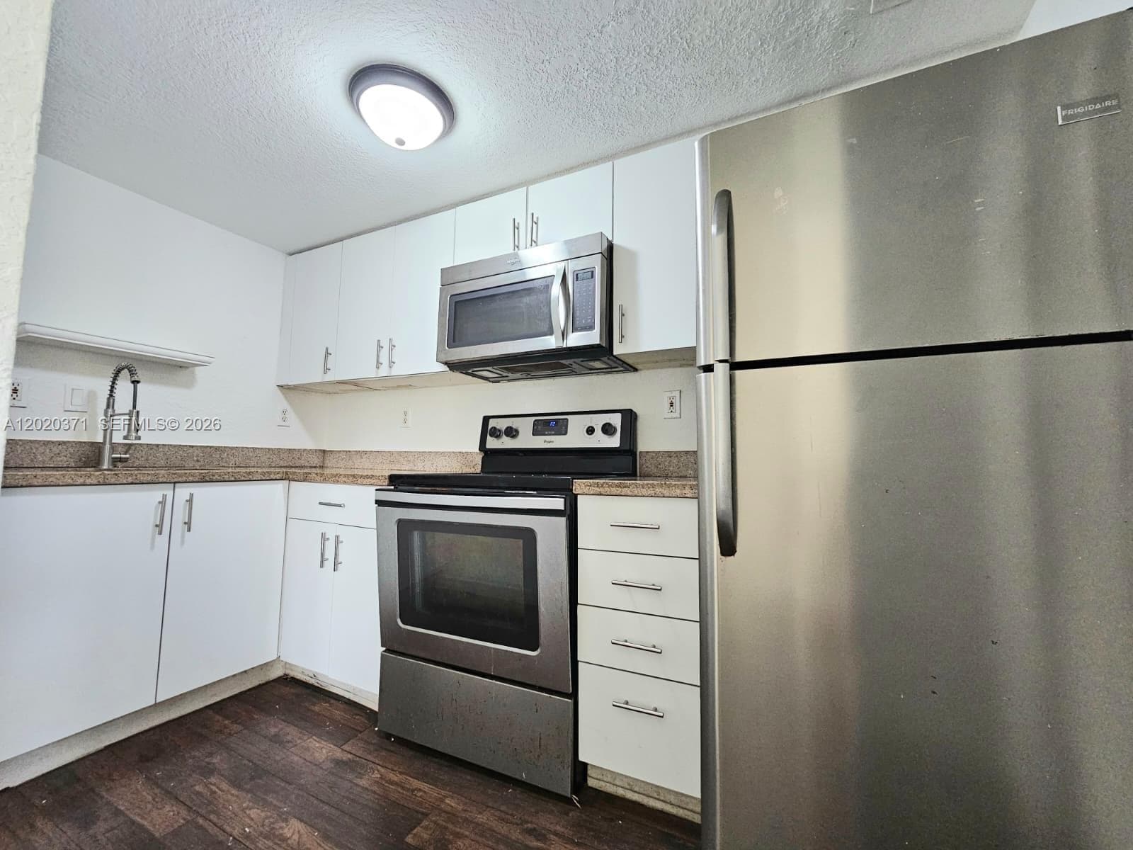 300 NW 84th Ter # 300, Miami, FL 33150 — zdjęcie 5