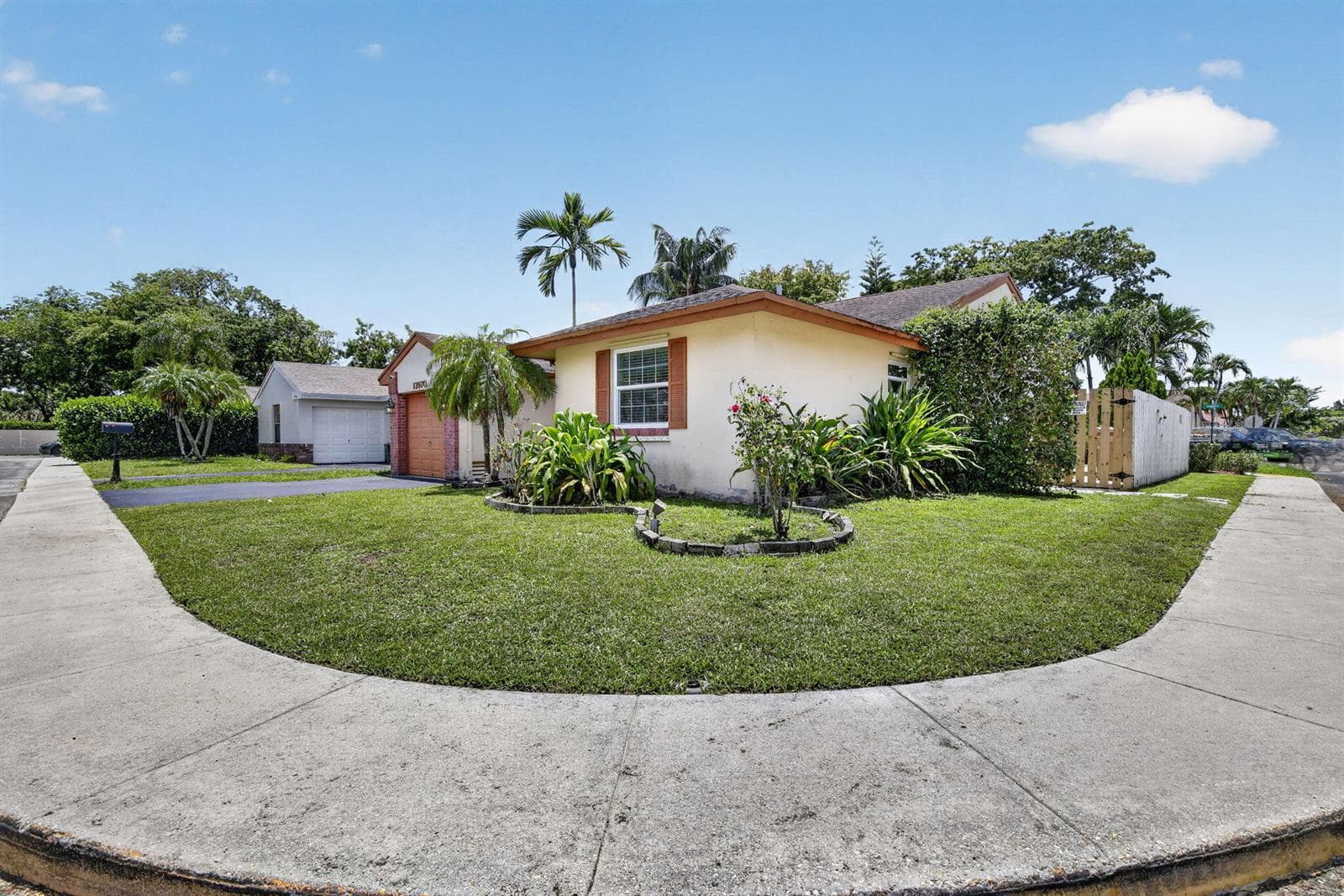 13970 Oaklawn Place, Davie, FL 33325 — zdjęcie 4