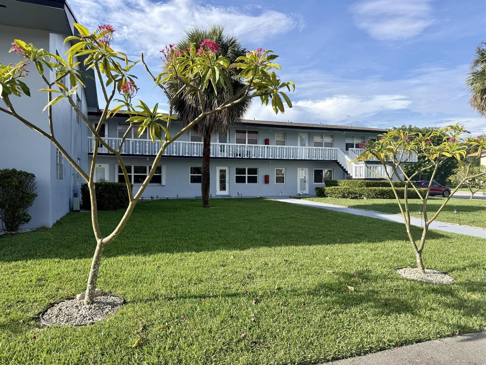 66 Coventry C, West Palm Beach, FL 33417