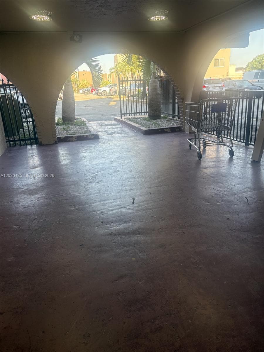 6620 W 2nd Ct # 403, Hialeah, FL 33012 — zdjęcie 5