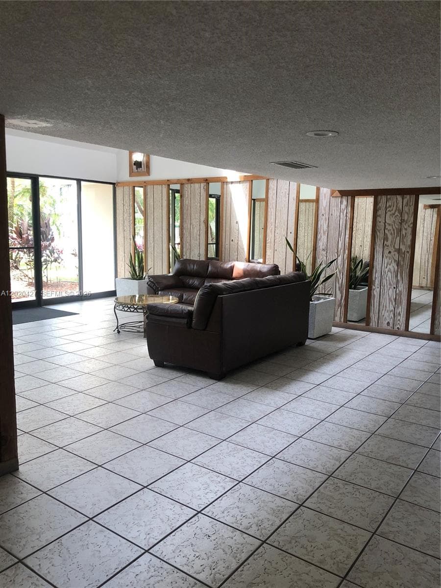 210 Lakeview Dr # 207, Weston, FL 33326 — zdjęcie 3
