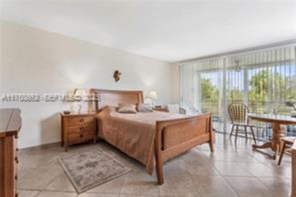 3800 Oaks Clubhouse Dr # 307, Pompano Beach, FL 33069 — zdjęcie 4