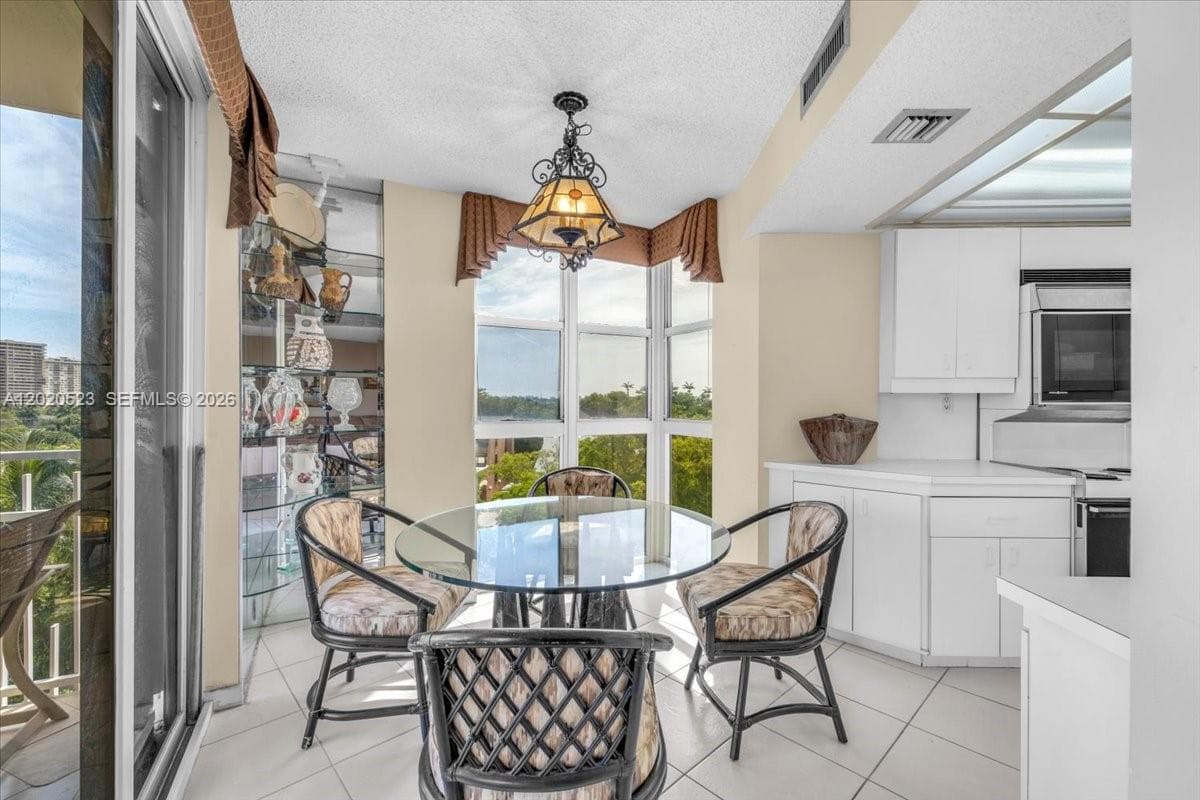 1000 Quayside Ter # 701, Miami, FL 33138 — zdjęcie 3