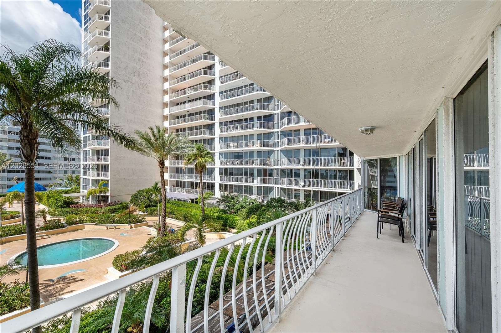 7601 E Treasure Dr # 623, North Bay Village, FL 33141 — zdjęcie 3