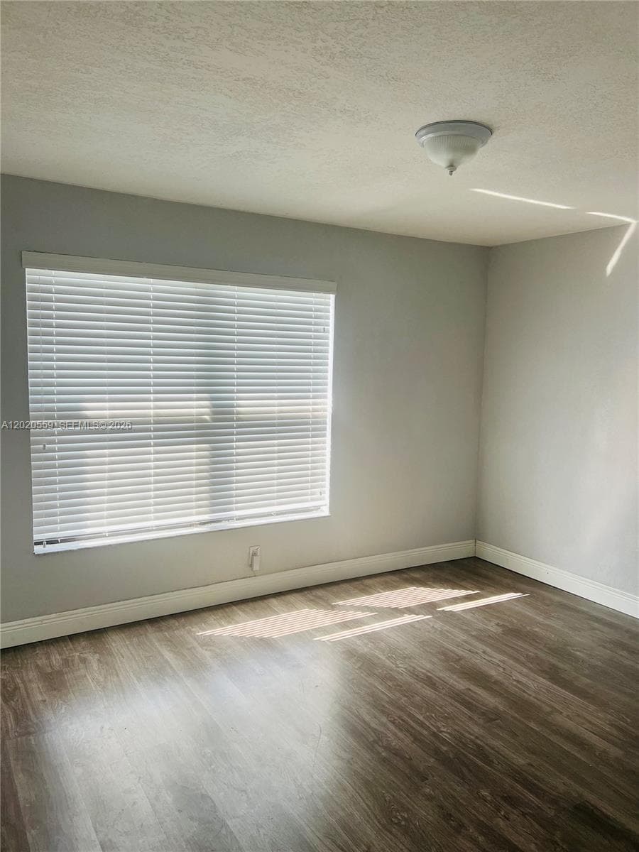 8401 NW 20th Ct, Sunrise, FL 33322 — zdjęcie 4