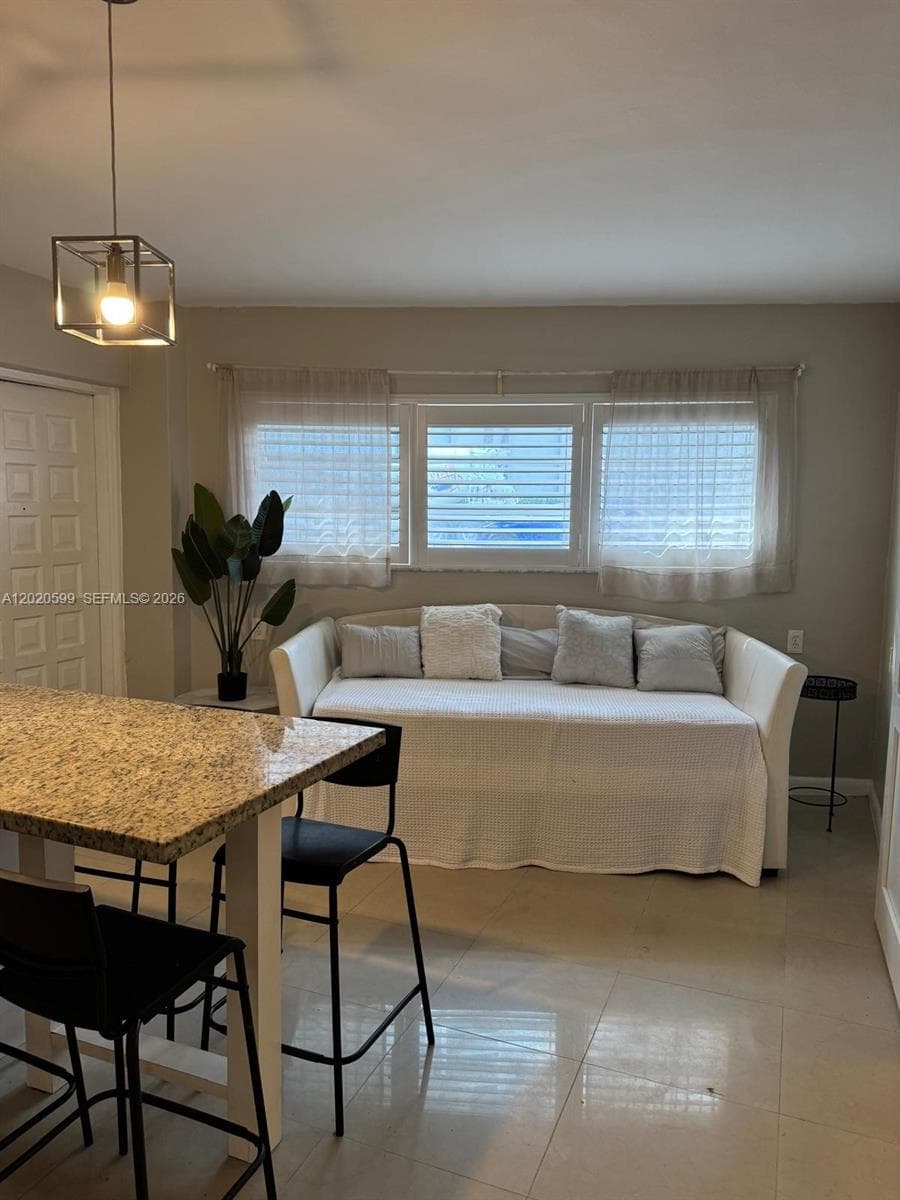 6767 Indian Creek Dr # 11, Miami Beach, FL 33141 — zdjęcie 5