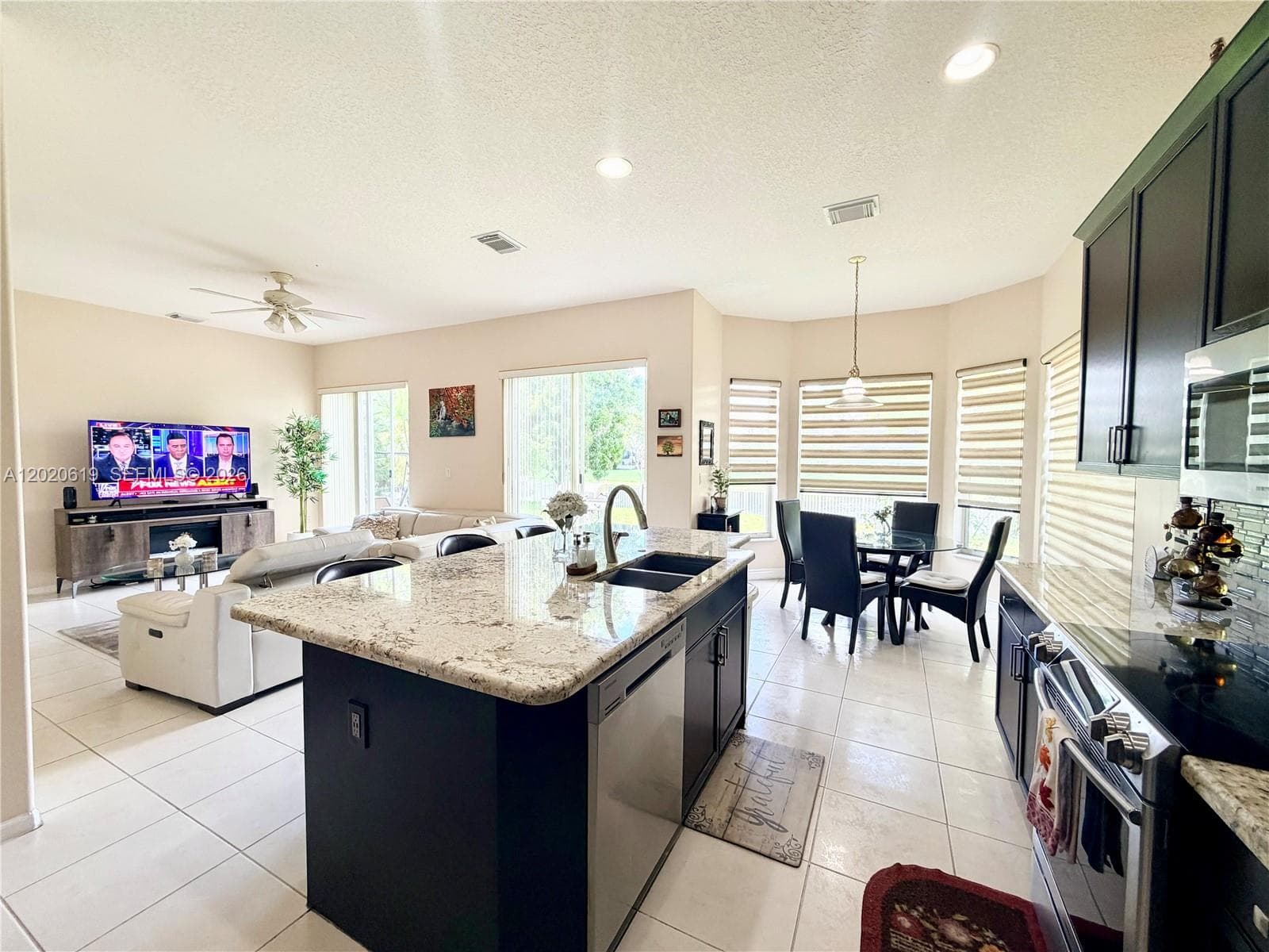18815 SW 29th St, Miramar, FL 33029 — zdjęcie 4