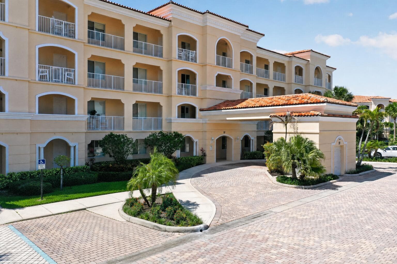 37 E Harbour Isle Dr Drive E # 106, Fort Pierce, FL 34949 — zdjęcie 2