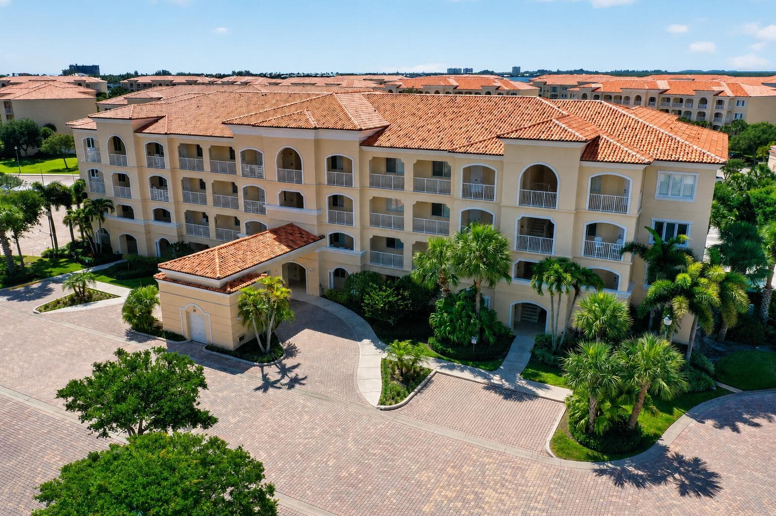 37 E Harbour Isle Dr Drive E # 106, Fort Pierce, FL 34949 — zdjęcie 3