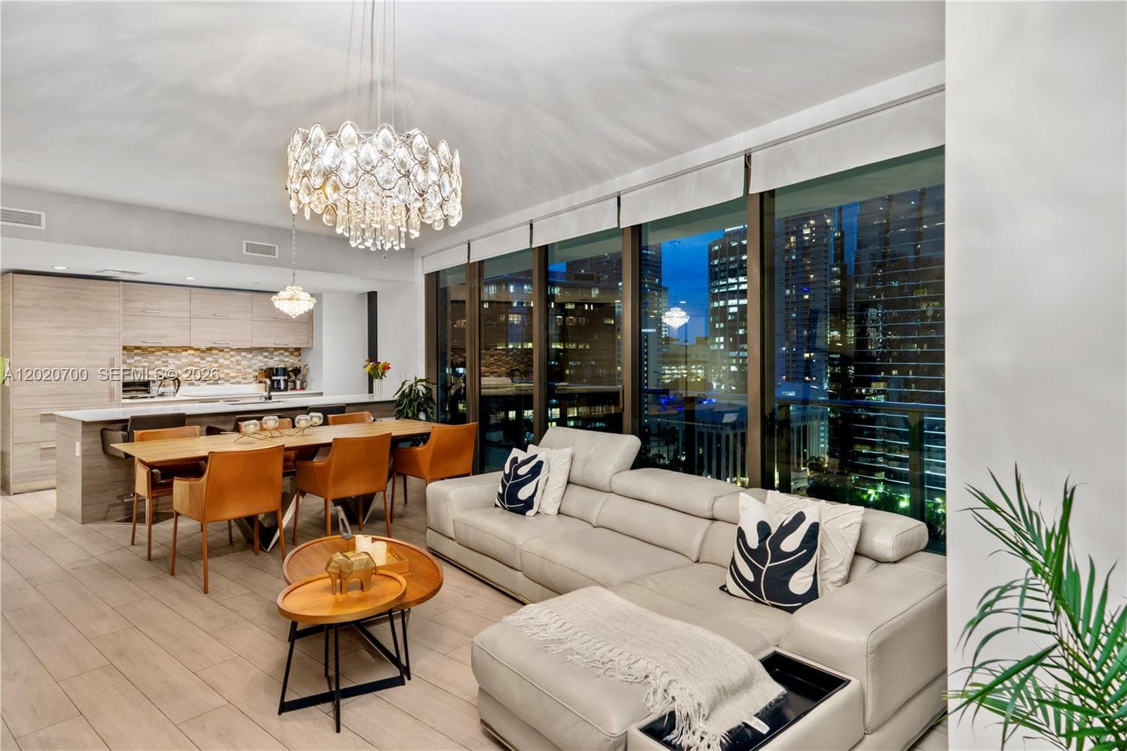 1300 S Miami Ave # 1405, Miami, FL 33130 — zdjęcie 2