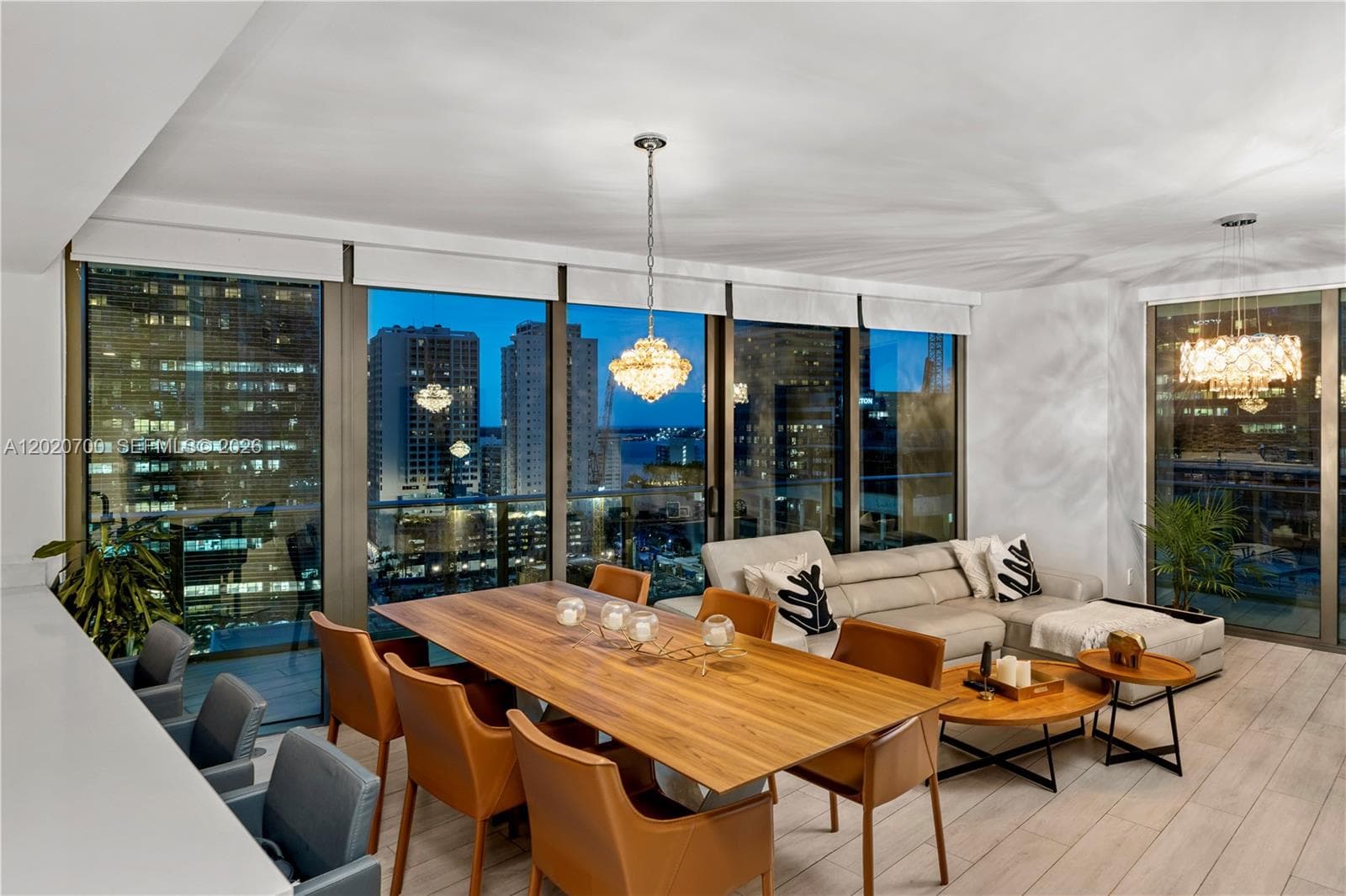1300 S Miami Ave # 1405, Miami, FL 33130