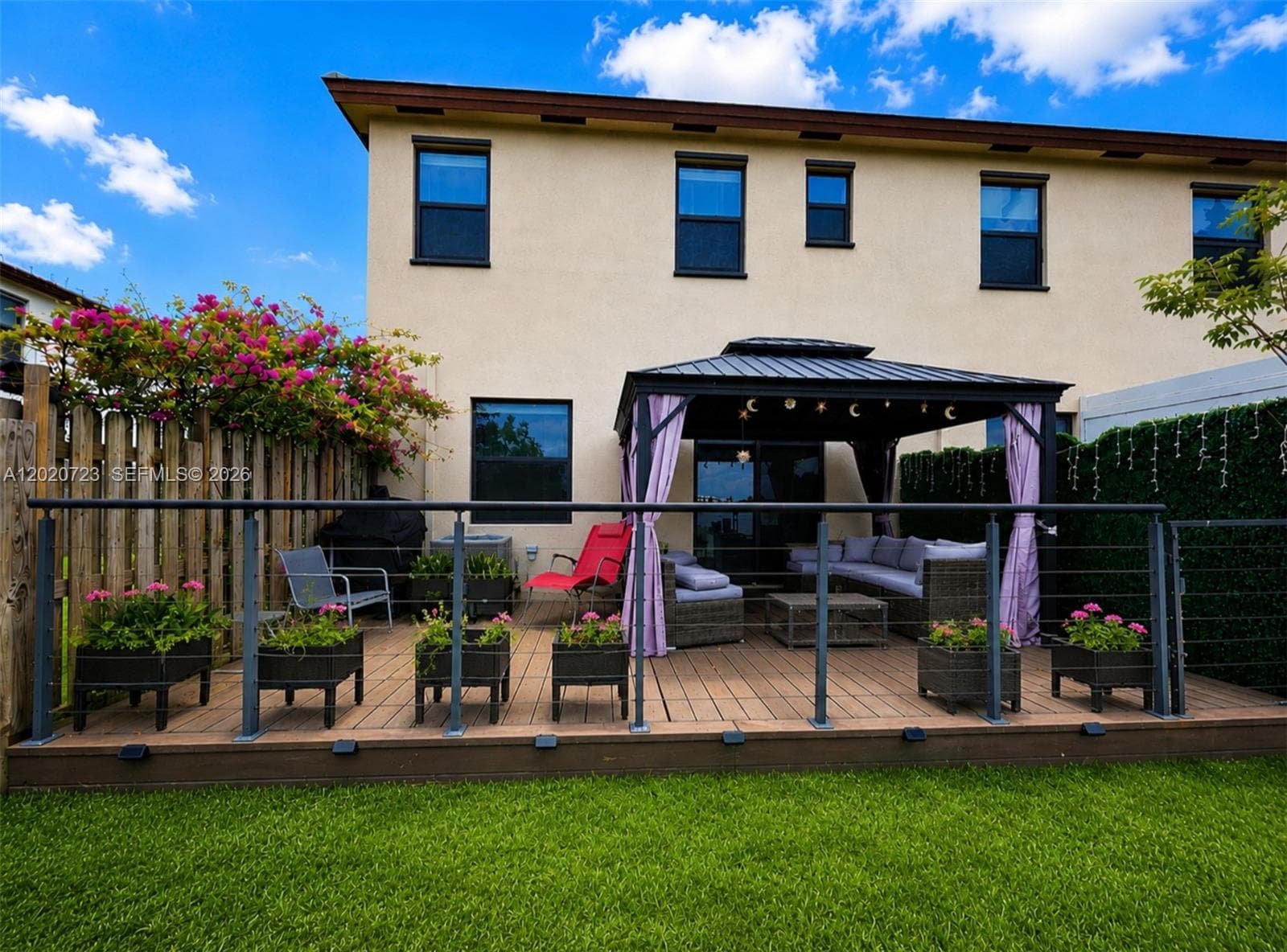 20636 NE 5th Pl, Miami, FL 33179 — zdjęcie 2