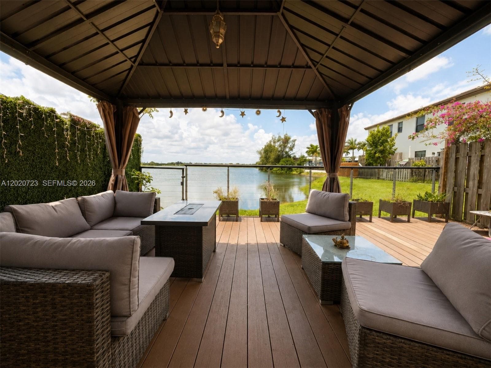 20636 NE 5th Pl, Miami, FL 33179 — zdjęcie 3