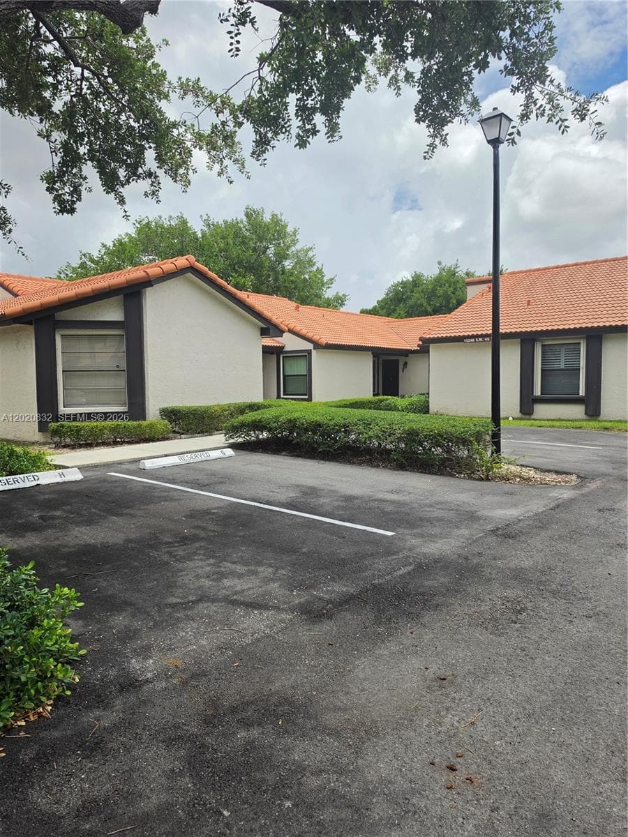 15240 SW 45th Ter # 54F, Miami, FL 33185