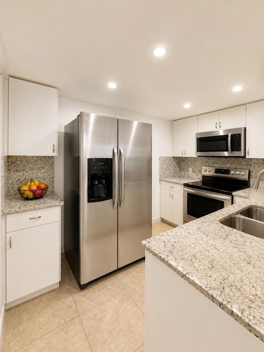 1460 NE 169th St # 108, North Miami Beach, FL 33162