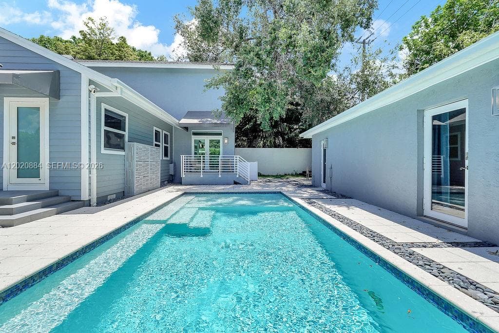 150 NE 50th Ter, Miami, FL 33137