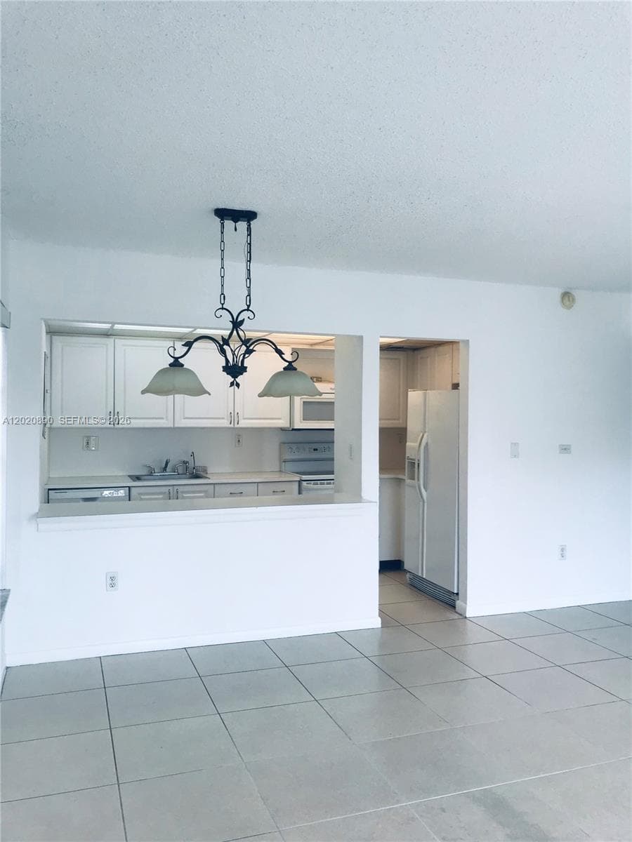 17600 NW 68th Ave # B3006, Hialeah, FL 33015 — zdjęcie 3
