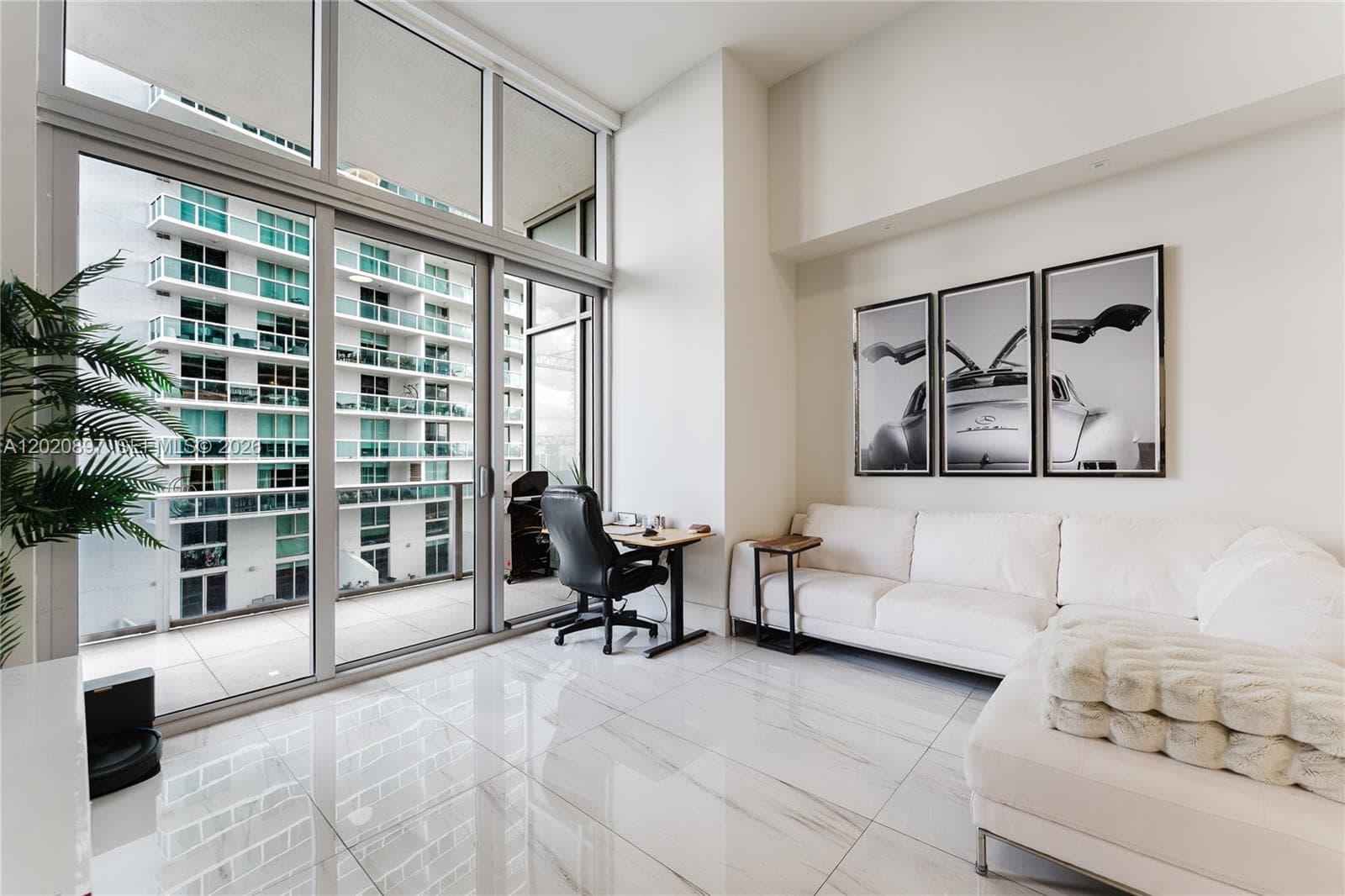 488 NE 18th St # 1205, Miami, FL 33132 — zdjęcie 4