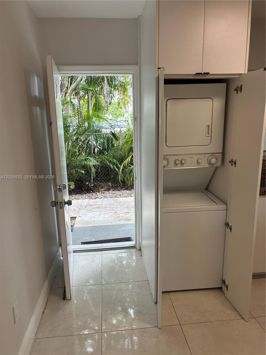 1135 92nd St # 102, Bay Harbor Islands, FL 33154 — zdjęcie 3