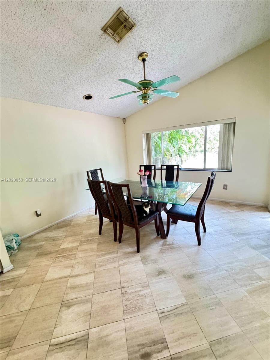 131 SW 178th Way, Pembroke Pines, FL 33029 — zdjęcie 5
