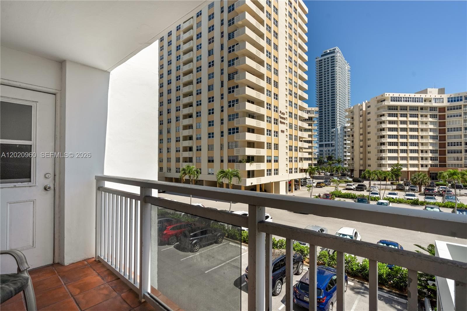 1849 S Ocean Dr # 305, Hallandale Beach, FL 33009 — zdjęcie 2