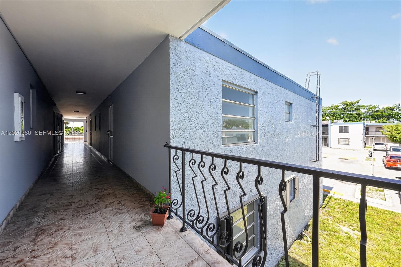 145 SW 30TH CT # B208, Miami, FL 33135 — zdjęcie 3