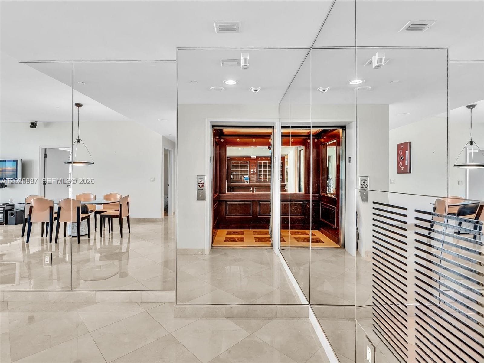 10101 Collins Ave # 18C + CABANA, Bal Harbour, FL 33154 — zdjęcie 3
