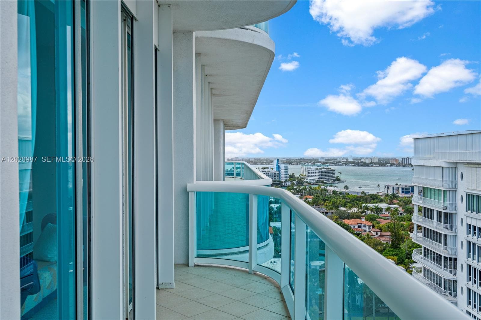 10101 Collins Ave # 18C + CABANA, Bal Harbour, FL 33154 — zdjęcie 5