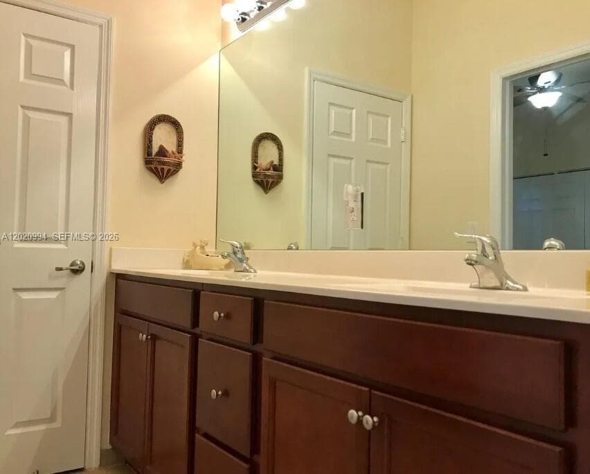 5919 NW 56th Pl, Tamarac, FL 33319 — zdjęcie 3
