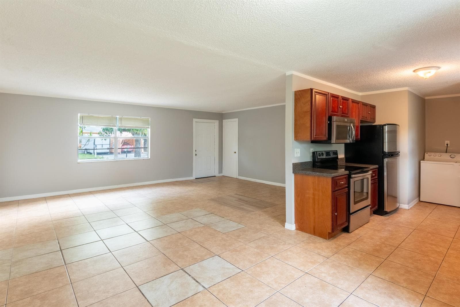 1218 Giller Avenue, Mangonia Park, FL 33407 — zdjęcie 2