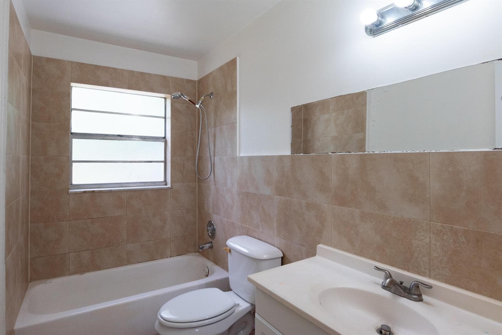 1218 Giller Avenue, Mangonia Park, FL 33407 — zdjęcie 5