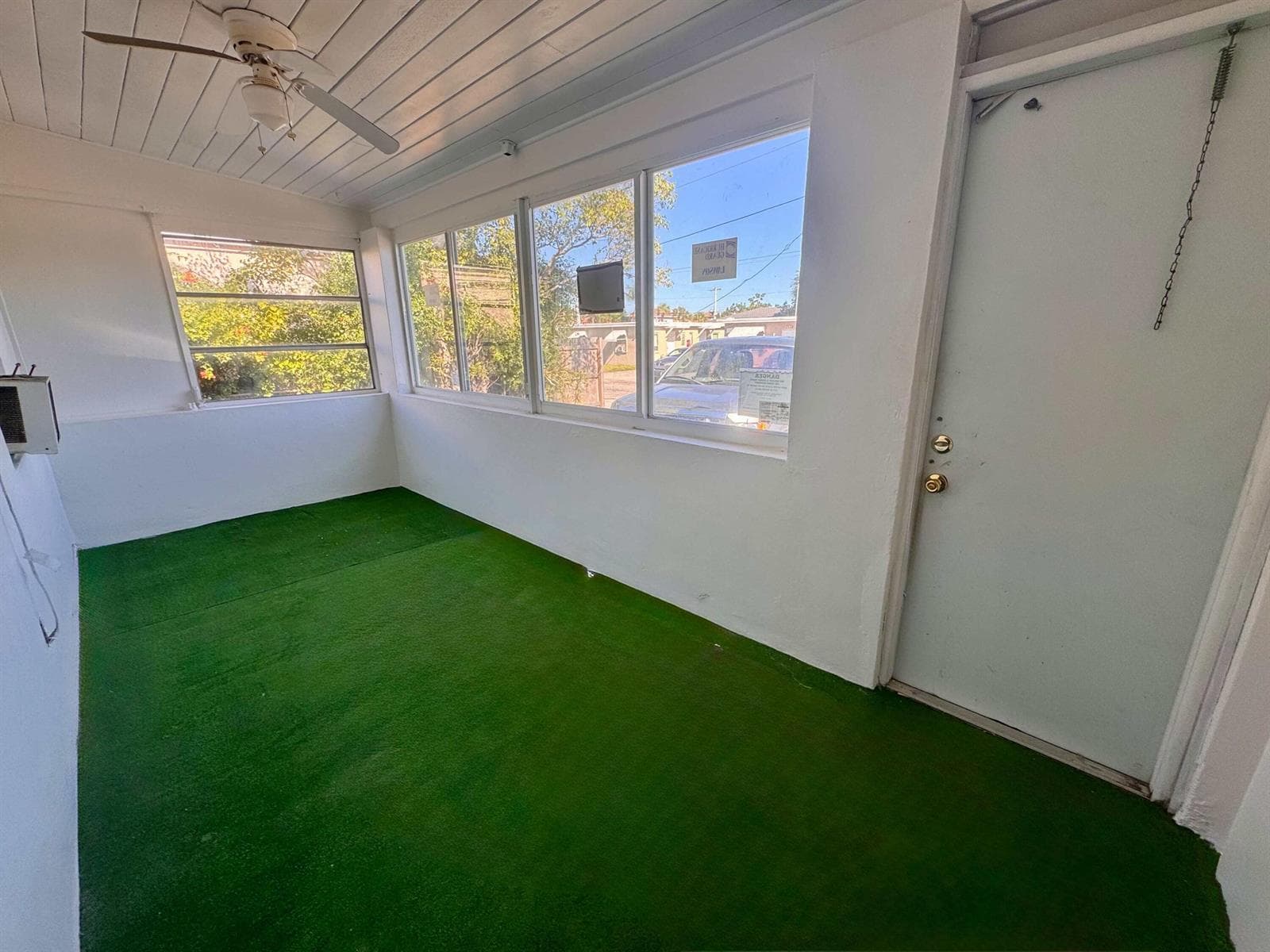 2515 Avenue E, Riviera Beach, FL 33404 — zdjęcie 3