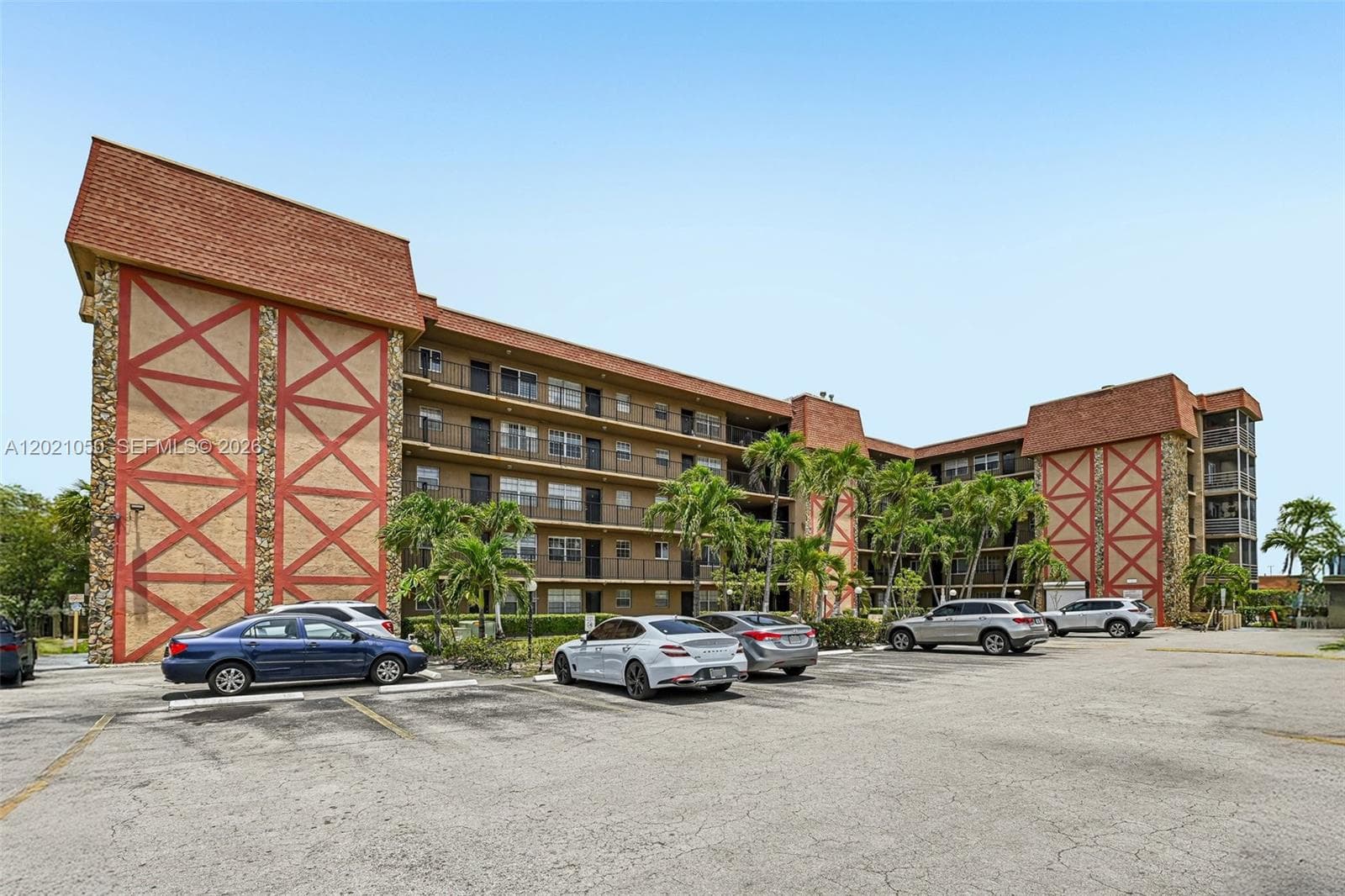 6575 W 4th Ave # 507, Hialeah, FL 33012 — zdjęcie 2