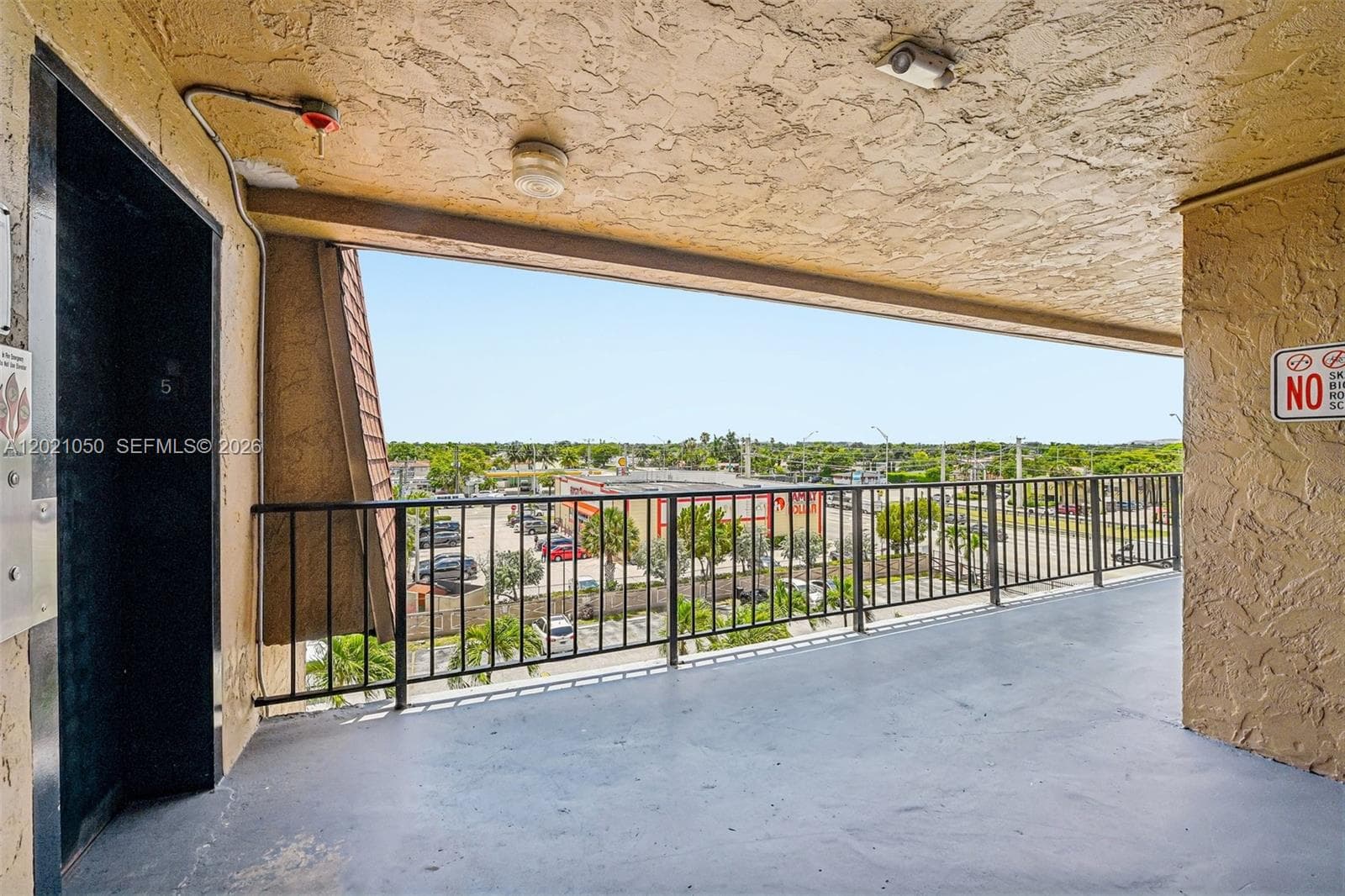 6575 W 4th Ave # 507, Hialeah, FL 33012 — zdjęcie 5