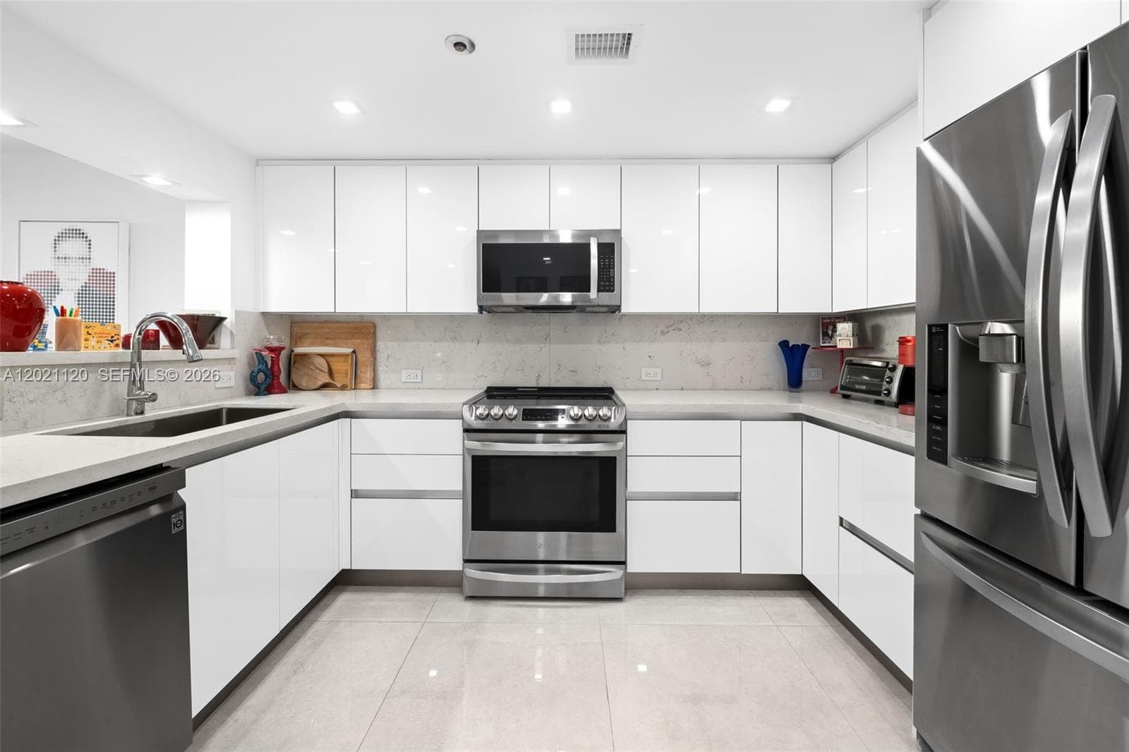 2555 Collins Ave # 1106, Miami Beach, FL 33140 — zdjęcie 4