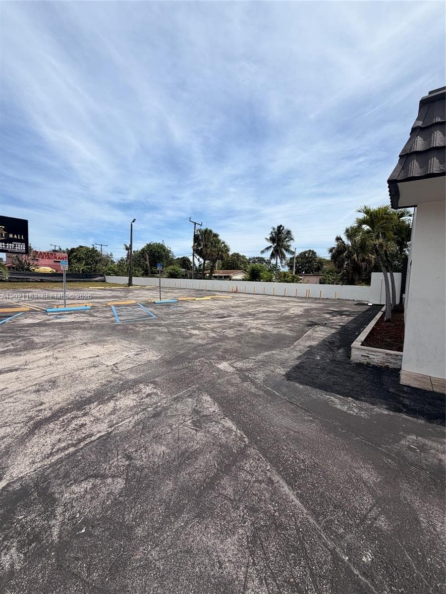920 NW 119th St, Miami, FL 33168 — zdjęcie 2