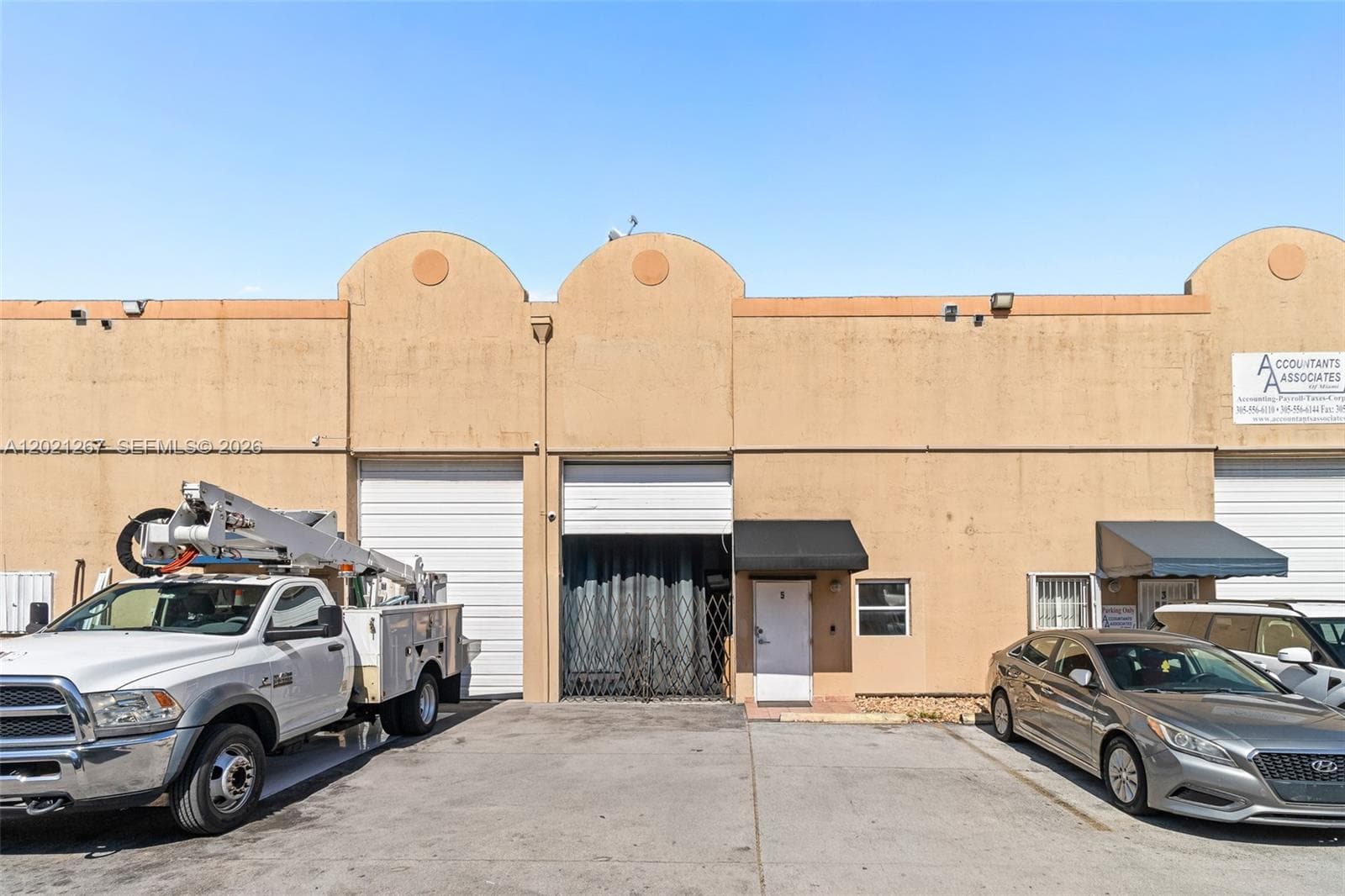 1745 W 37th St # 5, Hialeah, FL 33012 — zdjęcie 3
