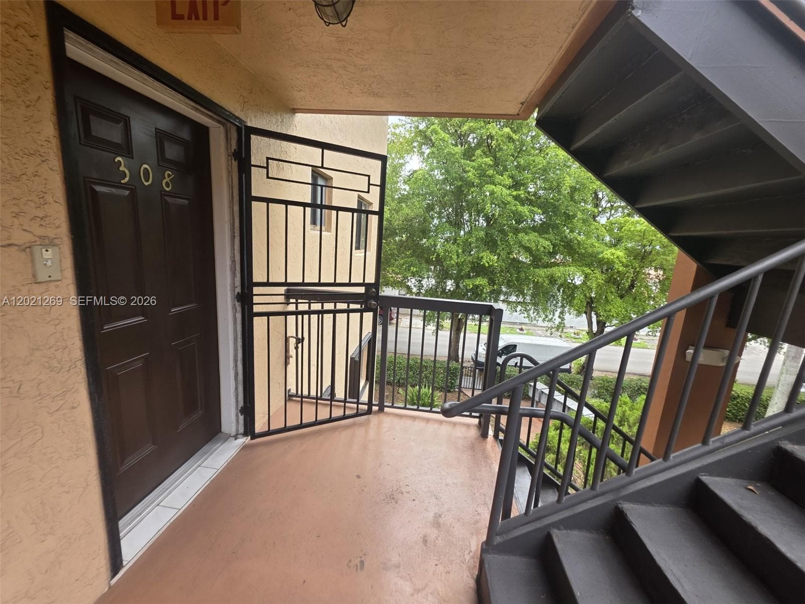 5560 W 21st Ct # 308, Hialeah, FL 33016 — zdjęcie 5