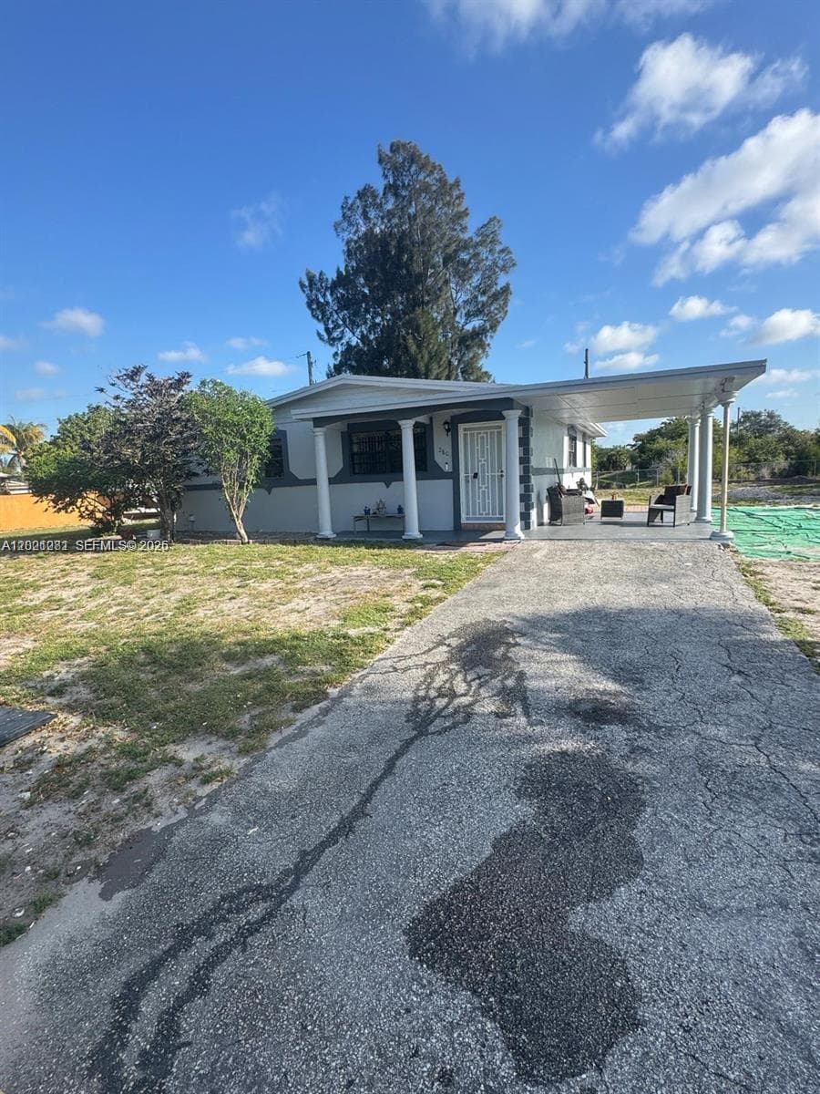 2801 NW 183rd St, Miami Gardens, FL 33056