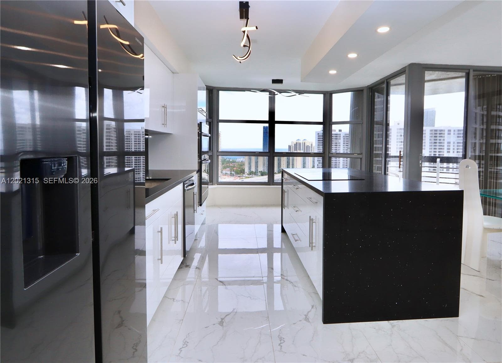 3530 Mystic Pointe Dr # 2510, Aventura, FL 33180 — zdjęcie 3