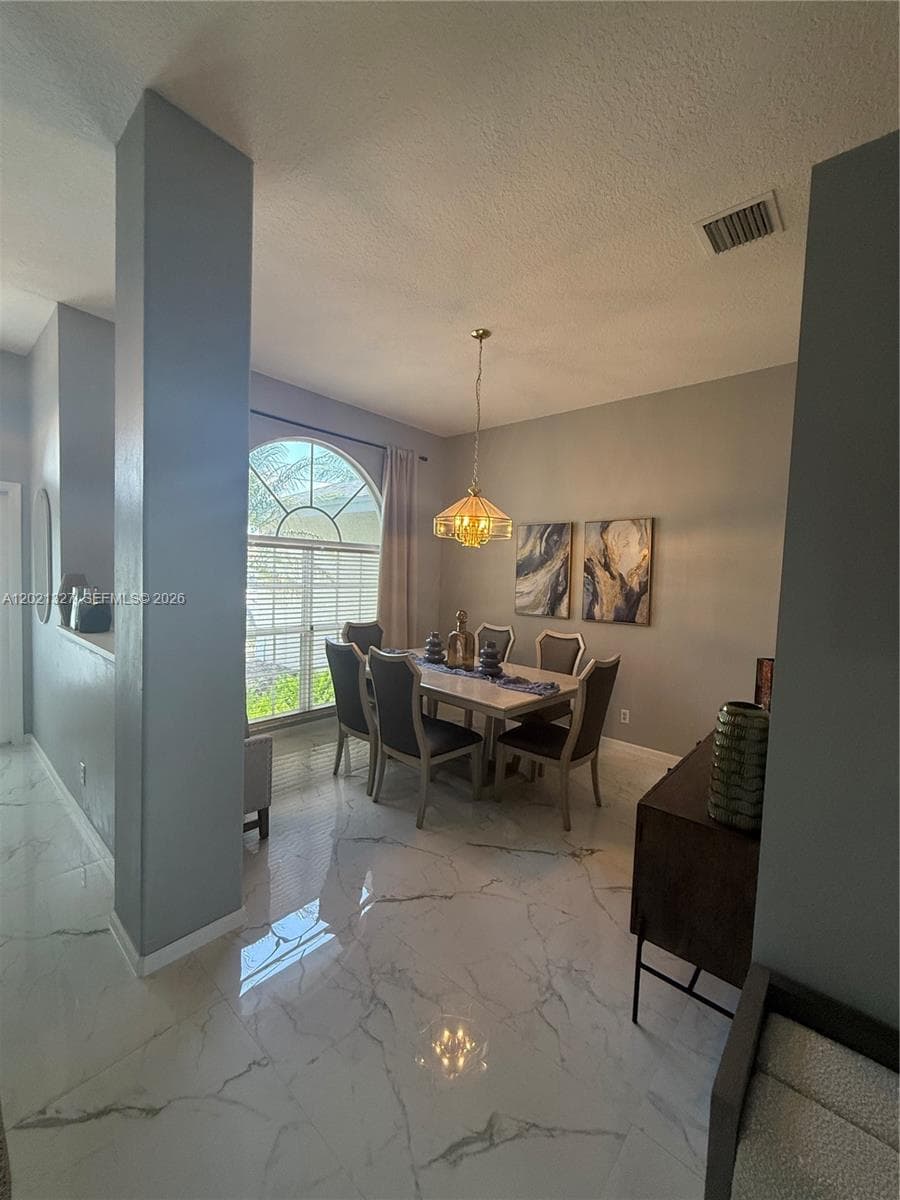 5711 NW Zenith Dr, Port St. Lucie, FL 34986 — zdjęcie 4